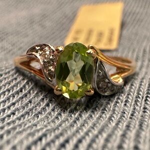 .68 ct Oval Peridot and Diamond Accent Ring